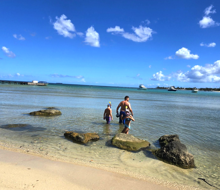 Kurt Darren Spotted Enjoying Family Time In Mauritius